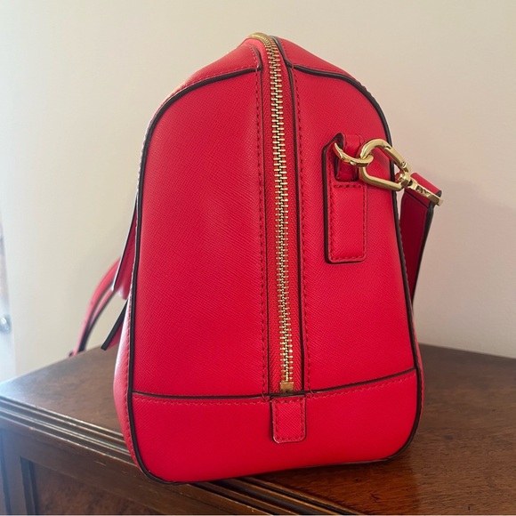 Tory Burch Robinson Middy Satchel Saffiano Leather in Carnival - Picture 7 of 15